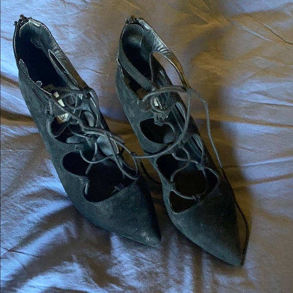 High heels - Picture 2 of 7